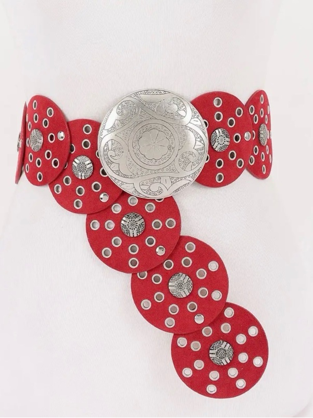 Women’s Statement Circle Belt with Silver Concho. Please look @ video for color.
